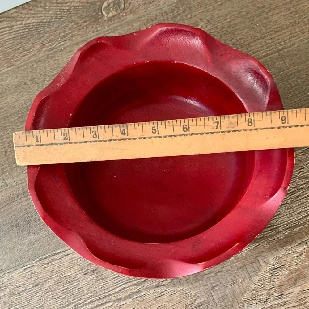 Set of 2 wooden bowls